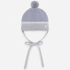 Gorro azul con borla Paz Rodriguez