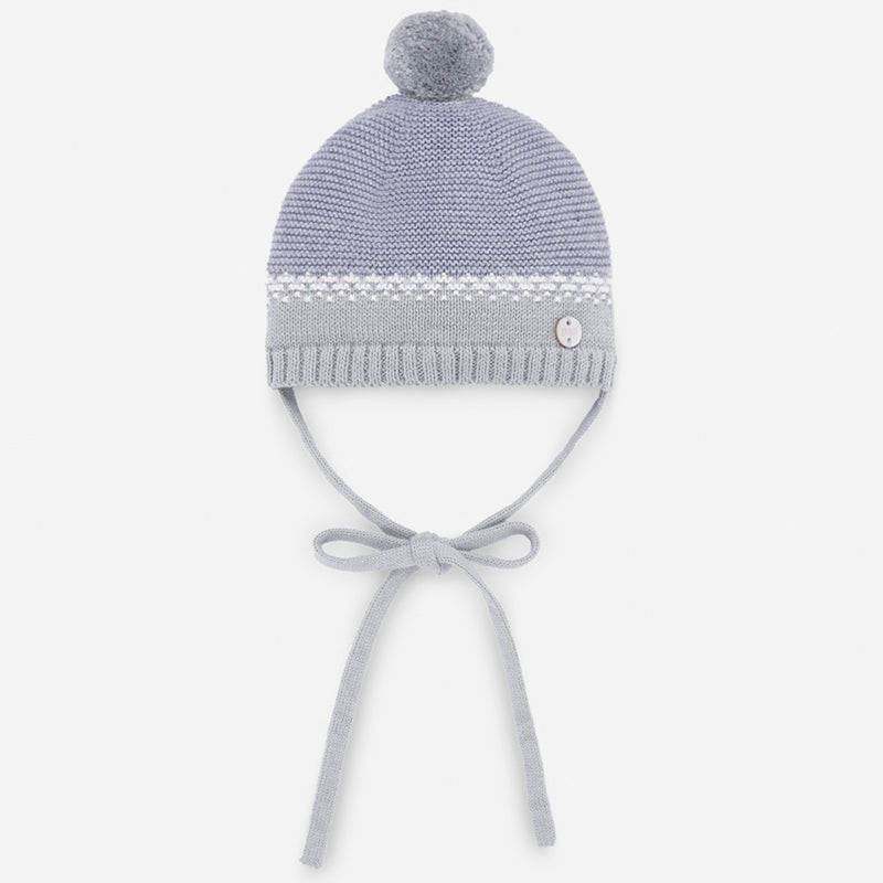 Gorro azul con borla Paz Rodriguez