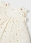 Vestido muselina ECOFRIENDS con diadema recién nacida niña color vainilla. Mayoral